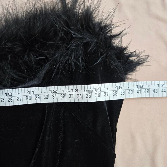 Stepping Out Vtg 90s Y2K Witchy Goth Fairy Velvet Feather Asymmetric Dress M - Picture 10 of 11
